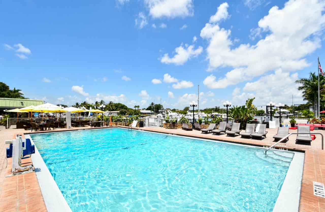 סרסוטה Remodeled, Huge Pool, Tiki Bar & Grill, Quiet Room מראה חיצוני תמונה